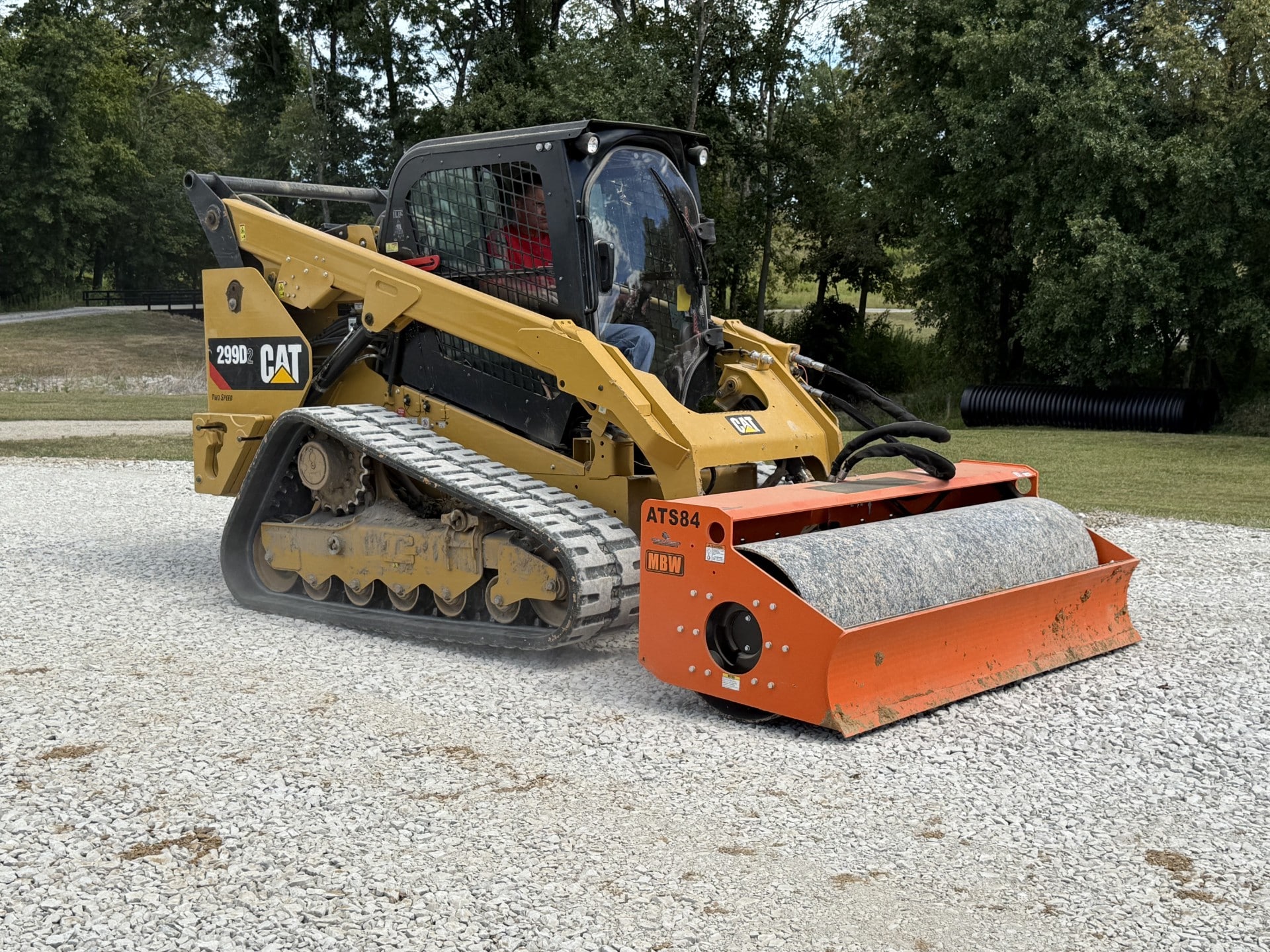 Compact LOader and Attach